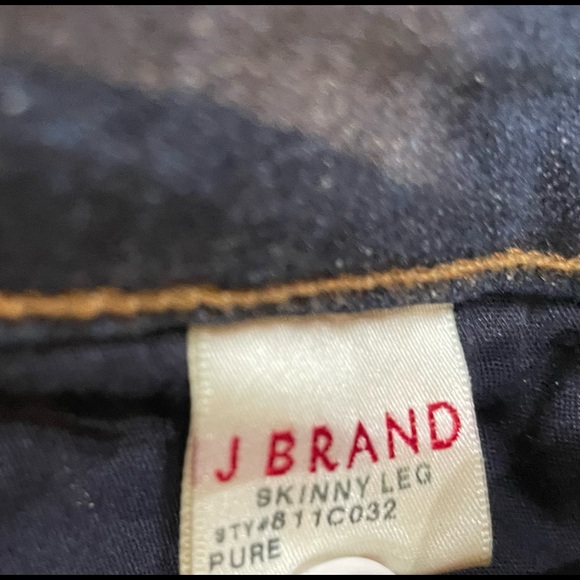 J Brand Skinny Leg Mid Rise Jeans Pure Wash 26 STYLE # 811C032 - Picture 9 of 14